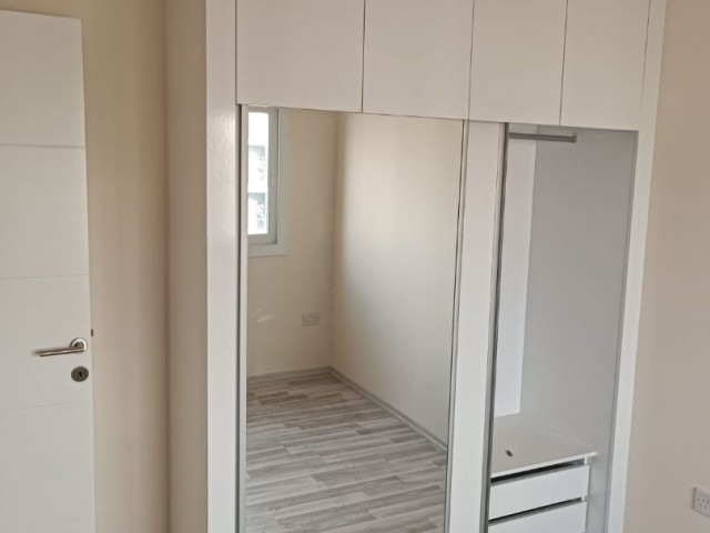 آپارتمان 2+1 برای فروش در Magusa Canakkale مناسب برای زندگی خانوادگی