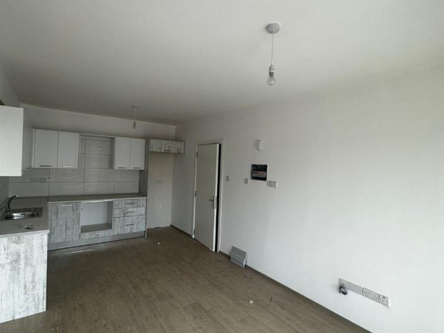 DELIVERED TWO MONTHS AFTER ONE MINUTE WALKING DISTANCE TO CITYMALL IN CANAKKALE! 2+1 FLAT FOR SALE SUITABLE FOR FAMILY LIFE