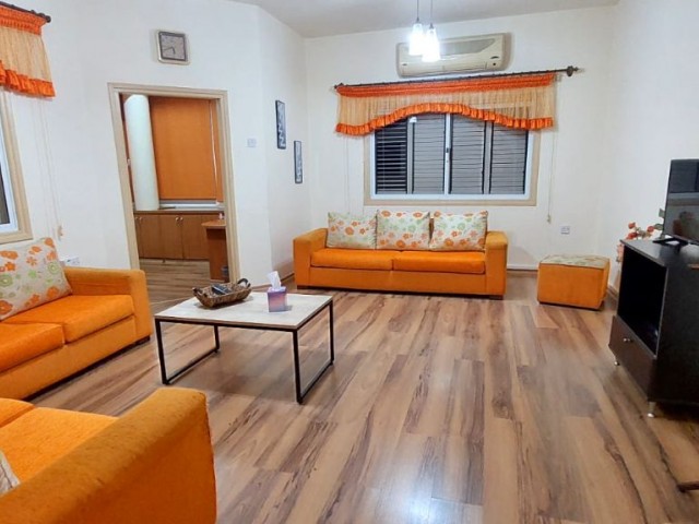 SPACIOUS FULLY FURNISHED 3+1 FLAT SUITABLE FOR FAMILY LIFE IN FAMAGUSTA CENTER CLOSE TO ONDER SHOPPING MALL