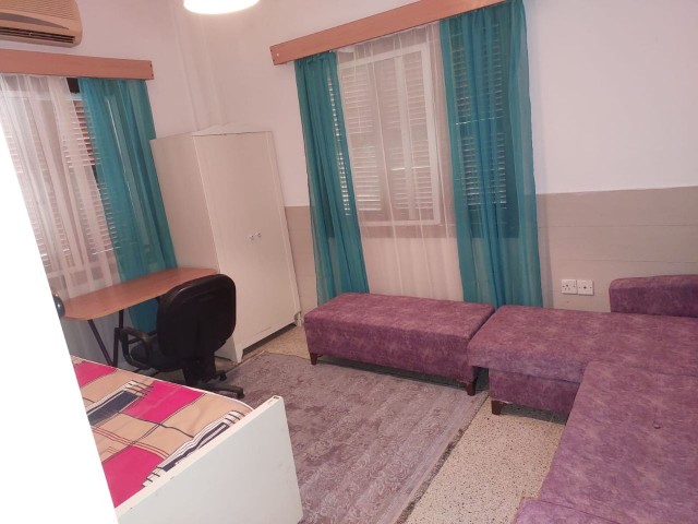 FULLY FURNISHED 3+1 FLAT FOR RENT, SUITABLE FOR FAMILY LIFE WITH 6 MONTHS PAYMENT IN CASH