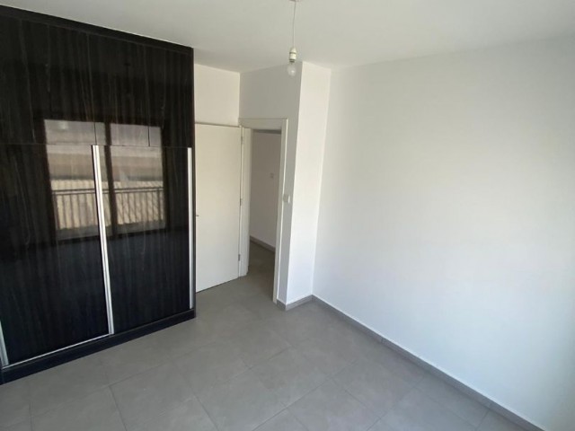 UNFURNISHED 2+1 FLAT FOR SALE IN A CENTRAL LOCATION IN MAGUSA