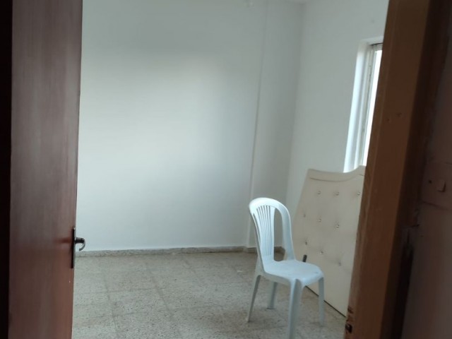 3+1 UNFURNISHED CENTRALLY LOCATED REASONABLE FLAT FOR SALE