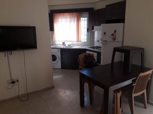 FULLY FURNISHED 2+ 1 FLAT SUITABLE FOR FAMILY LIFE WITHIN WALKING DISTANCE TO THE SCHOOL