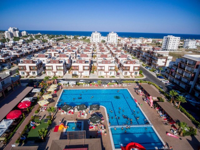 TÄGLICH WOCHENWOHNUNGEN ZU VERMIETEN IN İSKELE LONG BEACH..!!!