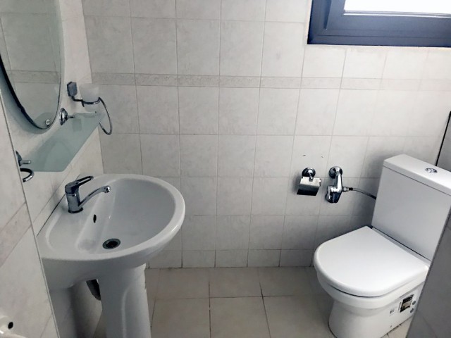 Flat To Rent in Köşklüçiftlik, Nicosia