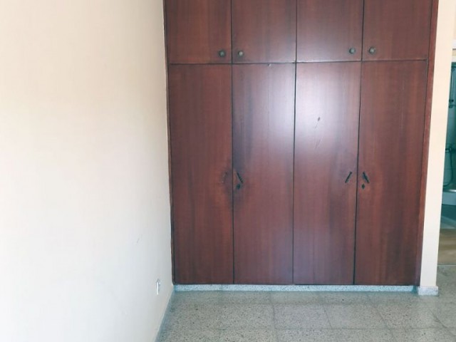 Flat To Rent in Köşklüçiftlik, Nicosia