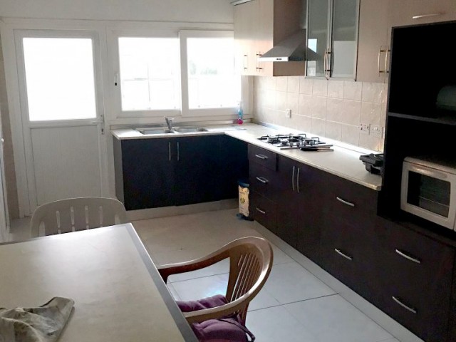 Flat To Rent in Ortaköy, Nicosia