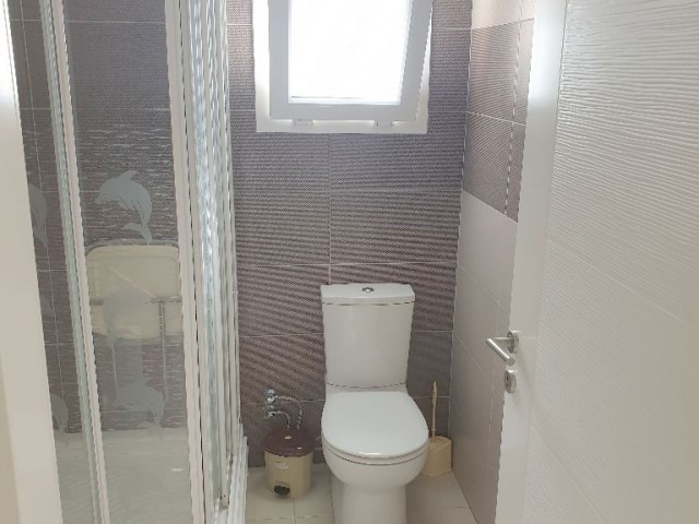 Flat To Rent in Alsancak, Kyrenia