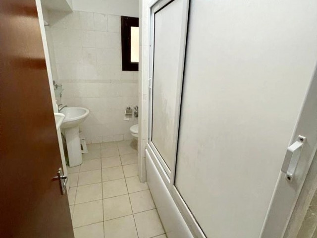 Flat To Rent in Köşklüçiftlik, Nicosia