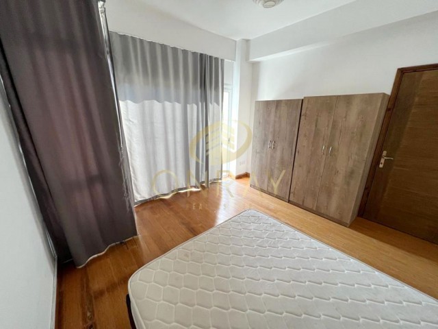 Ortaköy'de 1+1 Geniş Teraslı Full Eşyalı Daire.