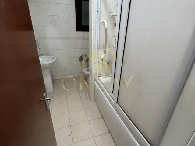 Flat To Rent in Köşklüçiftlik, Nicosia