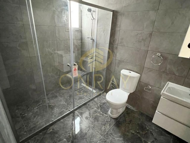 Gönyeli'de 2+1 Sıfır Full Eşyalı Penthouse Daire.