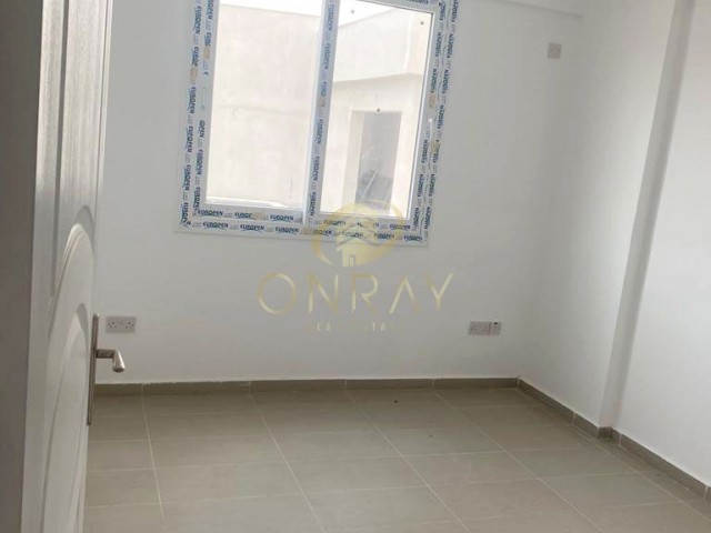 2+1 Unfurnished Flat for Rent in Gönyeli