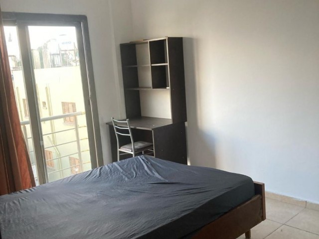 NICOSIA GÖNYELİ 2+1 WOHNUNG ZU VERMIETEN