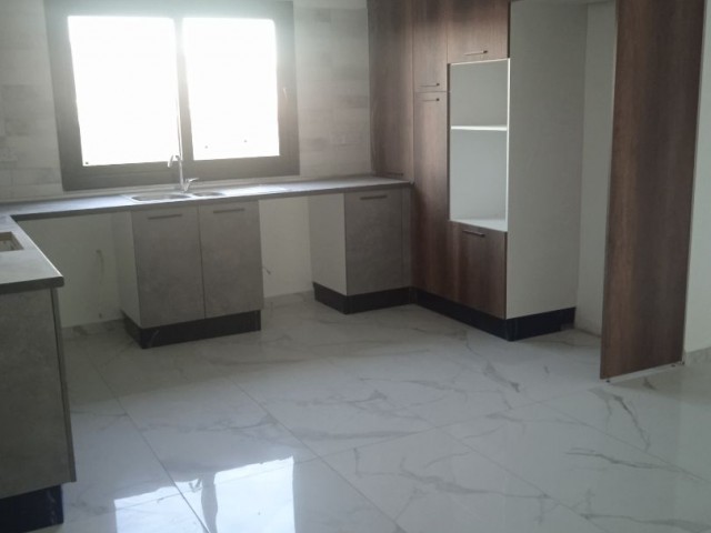 NICOSIA KKAYMAKLI 3+1 FLAT FOR SALE