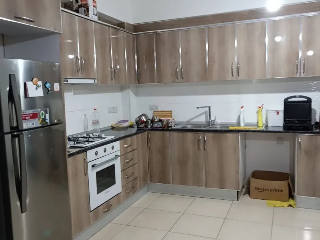 NICOSIA GÖNYELİ 2+1 WOHNUNG ZU VERMIETEN