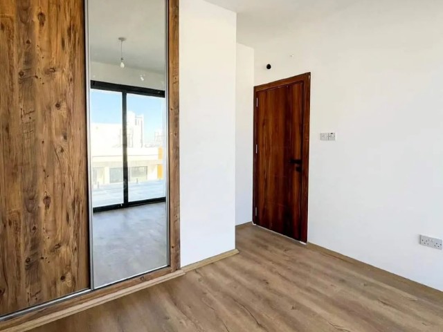 NICOSIA GÖNYELİ 2+1 WOHNUNG ZU VERKAUFEN