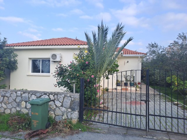 3+1 FREISTEHENDE VILLA MIT GARTEN UND POOL ZU VERKAUFEN IN GIRNE LAPTA