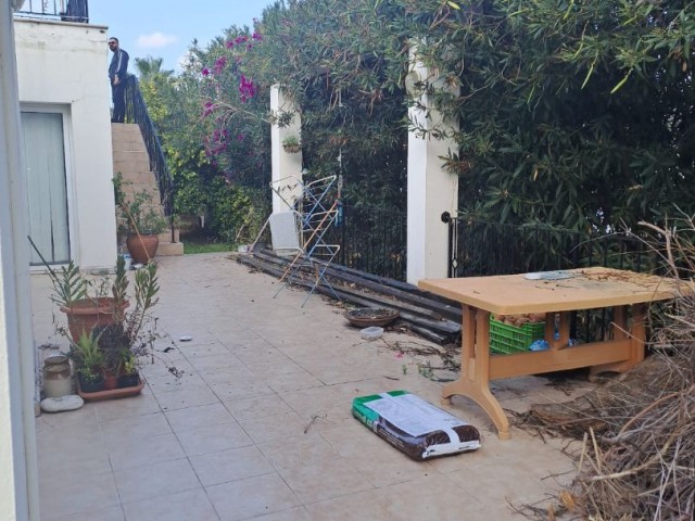 3+1 DETACHED VILLA WITH GARDEN AND POOL FOR SALE IN GIRNE LAPTA