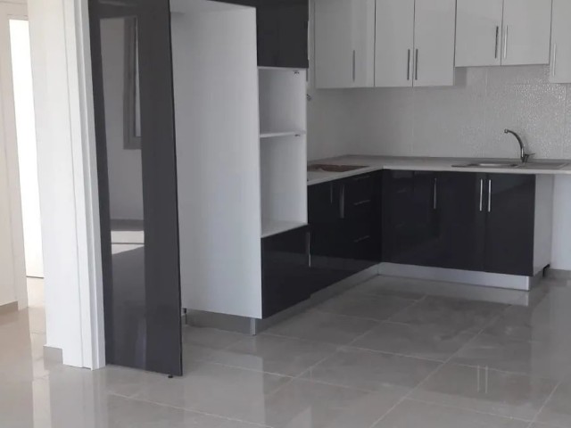 LEFKOŞA HASPOLAT 2+1 SATILIK DAİRE 