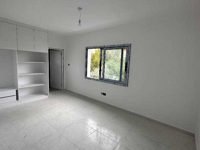 NICOSIA, GÖNYELİ 3+1 WOHNUNG ZU VERKAUFEN