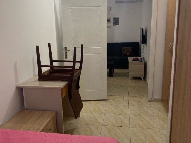 NICOSIA, GÖNYELİ 1+1 WOHNUNG ZU VERMIETEN