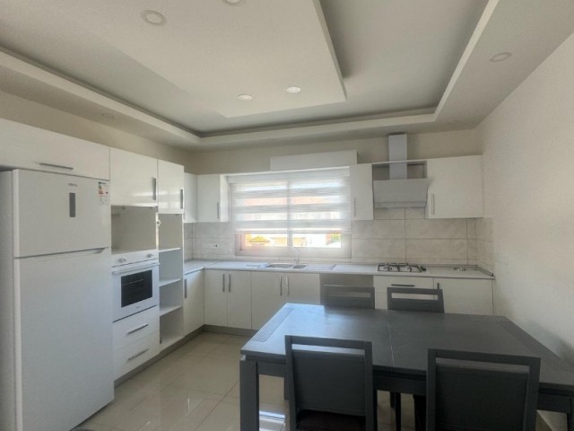 LEFKOŞA,GÖNYELİ 3+1 KİRALIK DAİRE 