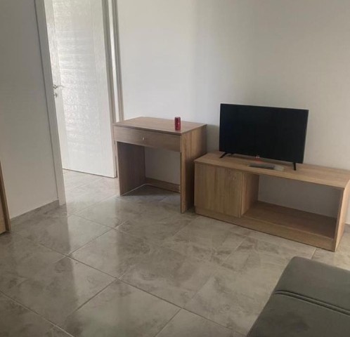 NICOSIA, HOSPOLAT 2+1 WOHNUNG ZU VERMIETEN