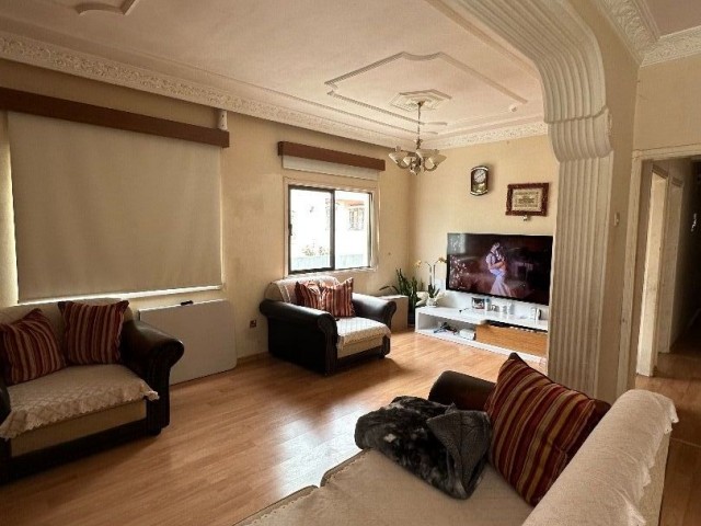 NICOSIA, GÖNYELİ 3+1 FLAT FOR SALE