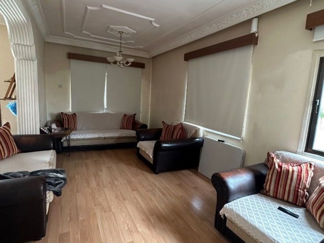 LEFKOŞA,GÖNYELİ 3+1 SATILIK DAİRE 