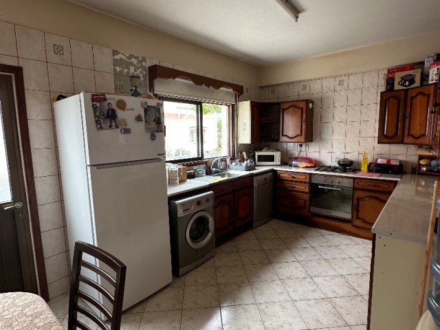 NICOSIA, GÖNYELİ 3+1 FLAT FOR SALE