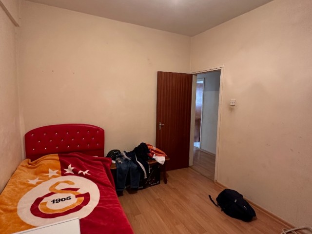 NICOSIA, GÖNYELİ 3+1 WOHNUNG ZU VERKAUFEN