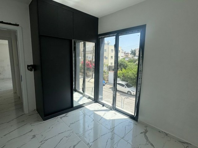 Flat For Sale in Küçük Kaymaklı, Nicosia