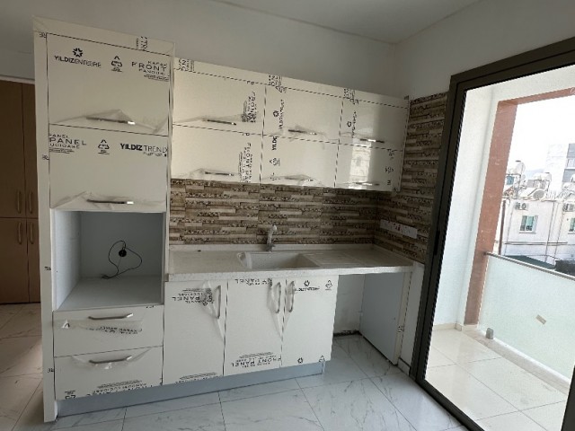 NICOSIA, GÖNYELİ 2+1 FLAT FOR SALE