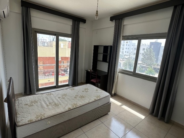 NICOSIA, GÖNYELİ 2+1 FLAT FOR RENT