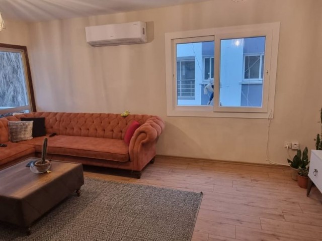 3-комнатная квартира с турецким Титулом на продажу в центре Кирении