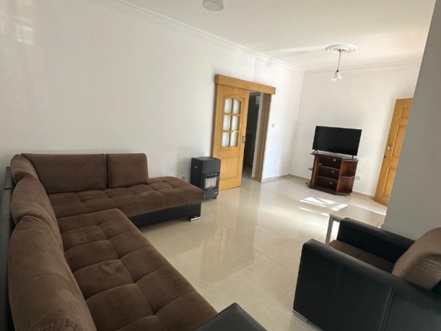 3+1 Flat for Rent in Küçük Kaymaklı Area