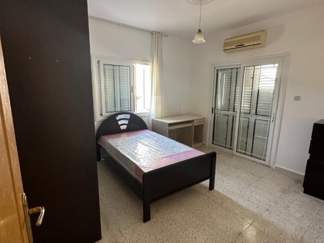 3+1 Flat for Rent in Küçük Kaymaklı Area