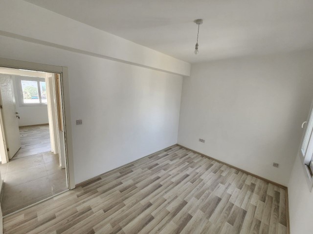 IM GÖNYELİ-BEREICH - 2+1 Penthouse ZU VERKAUFEN