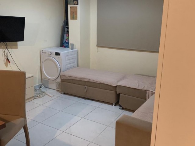 Mağusa Merkezde Deniz Manzaralı Penthouse 