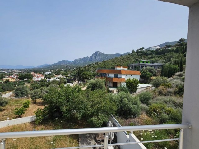 4+2 TRIPLEX VILLA WITH STUNNING MOUNTAIN AND SEA VIEW ON 1 DEC OF LAND IN KYRENIA EDREMIT