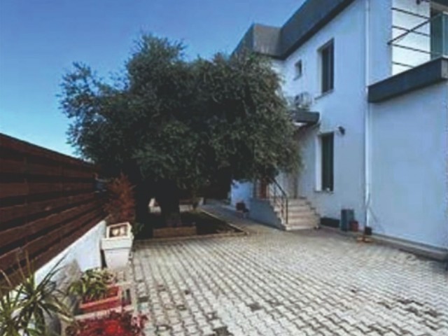 3+1 DUBLEX VILLA IN THE CENTER OF KYRENIA IN THE GARDEN