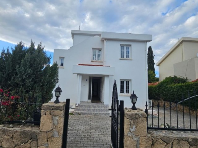 3+1 VILLA FOR RENT IN BELLAPAIS..