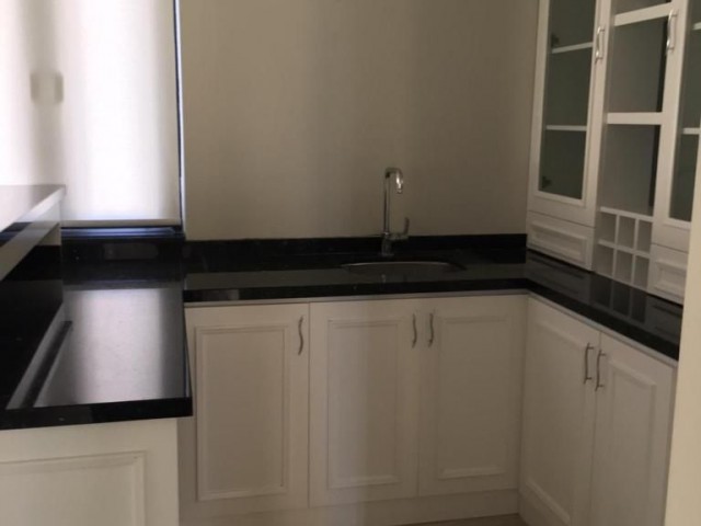 2-STOREY 300M2 OFFICE FOR RENT IN KARAOĞLANOĞLU..