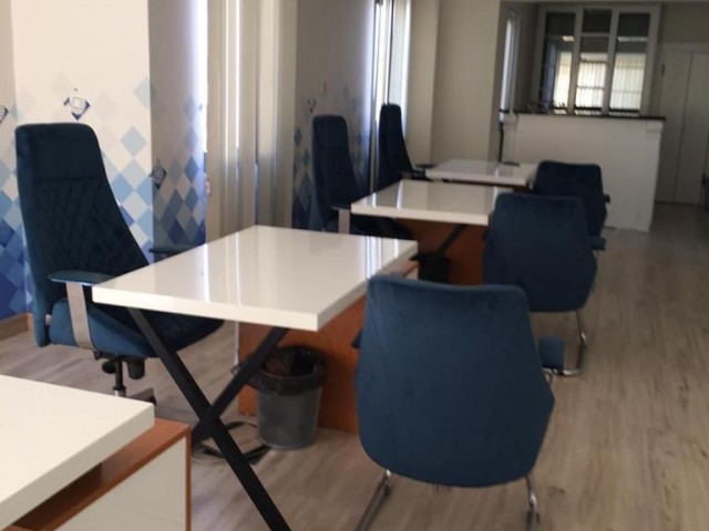 2-STÖCKIGES 300M2-BÜRO ZU VERMIETEN IN KARAOĞLANOĞLU.