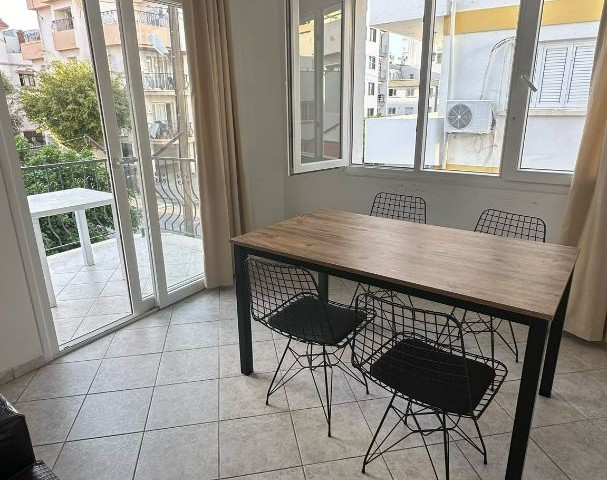 3+1 Wohnung zur Miete im Zentrum von Kyrenia