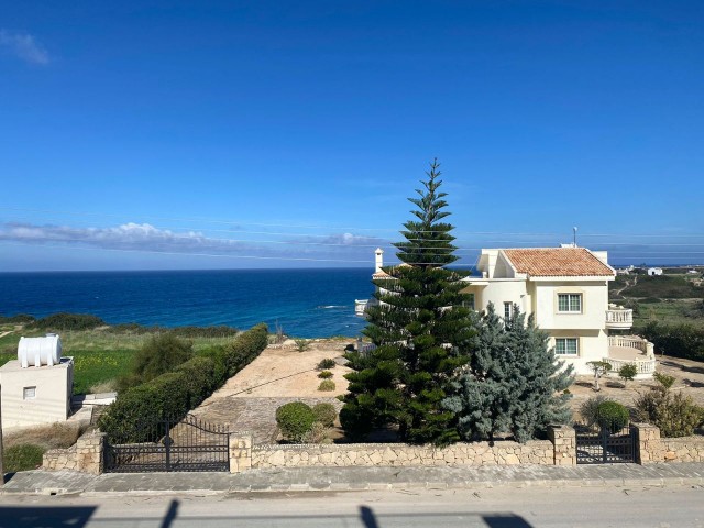 Spacious 2+1 loft on the first line of the sea with its own beach