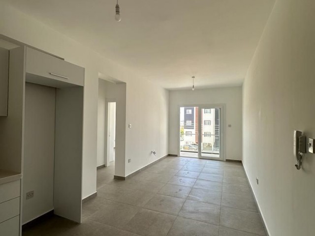 ZERO 2+1 FLAT WITHIN WALKING DISTANCE TO CITY MALL