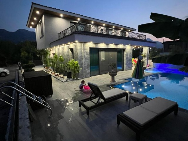 LUXURY FURNISHED DETACHED VILLA WITH PRIVATE POOL IN CATALKOY