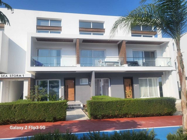 İskele Longbeach'de 1+1 Loft Daire